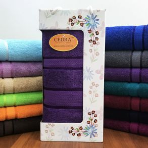 Фиалка 70х140 см 400 г/м2 подарочное полотенце в коробке