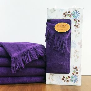 Фиалка с бахромой 70х140 см 500 г/м2 подарочное полотенце в коробке