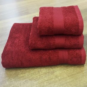Бордовое 70х140 см 400 г/м2 однотонное полотенце 