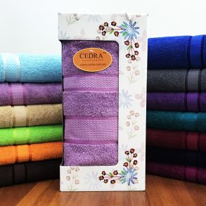Сиреневое 70х140 см 400 г/м2 подарочное полотенце в коробке